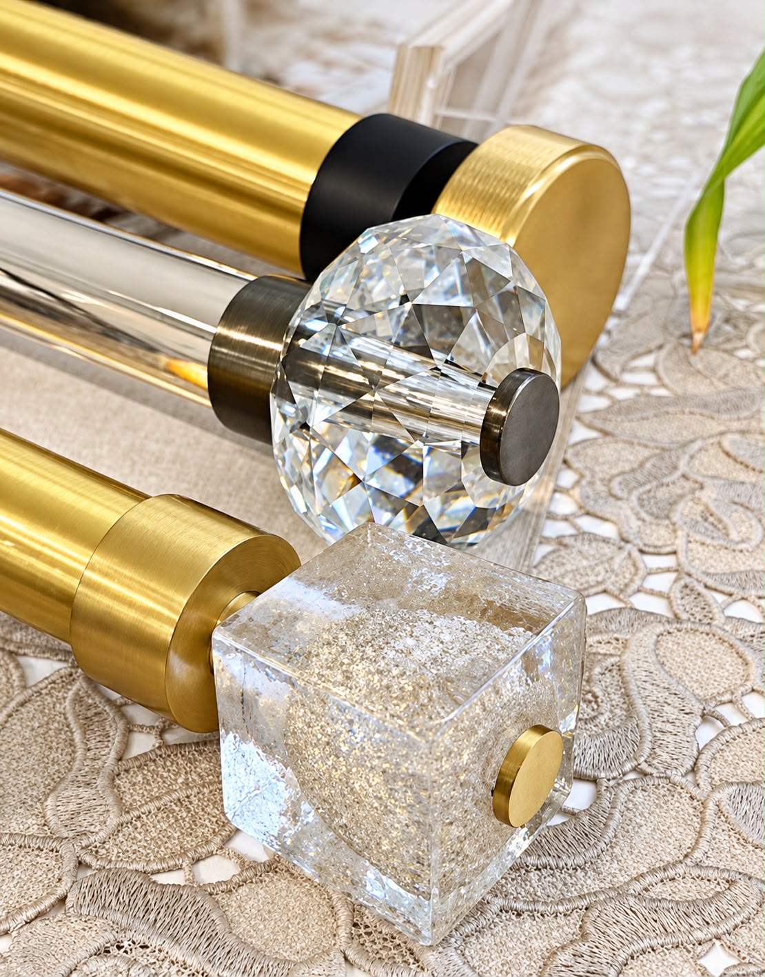 Crystal and metal drapery finials in gold, silver and black finishes